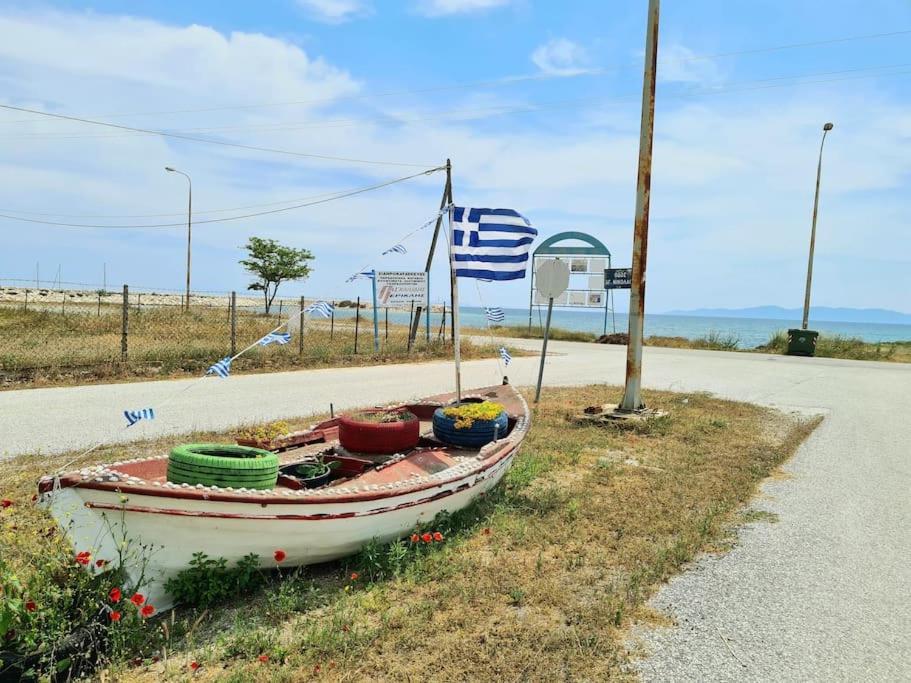 Mom'S Seaside Home Kariani Luaran gambar
